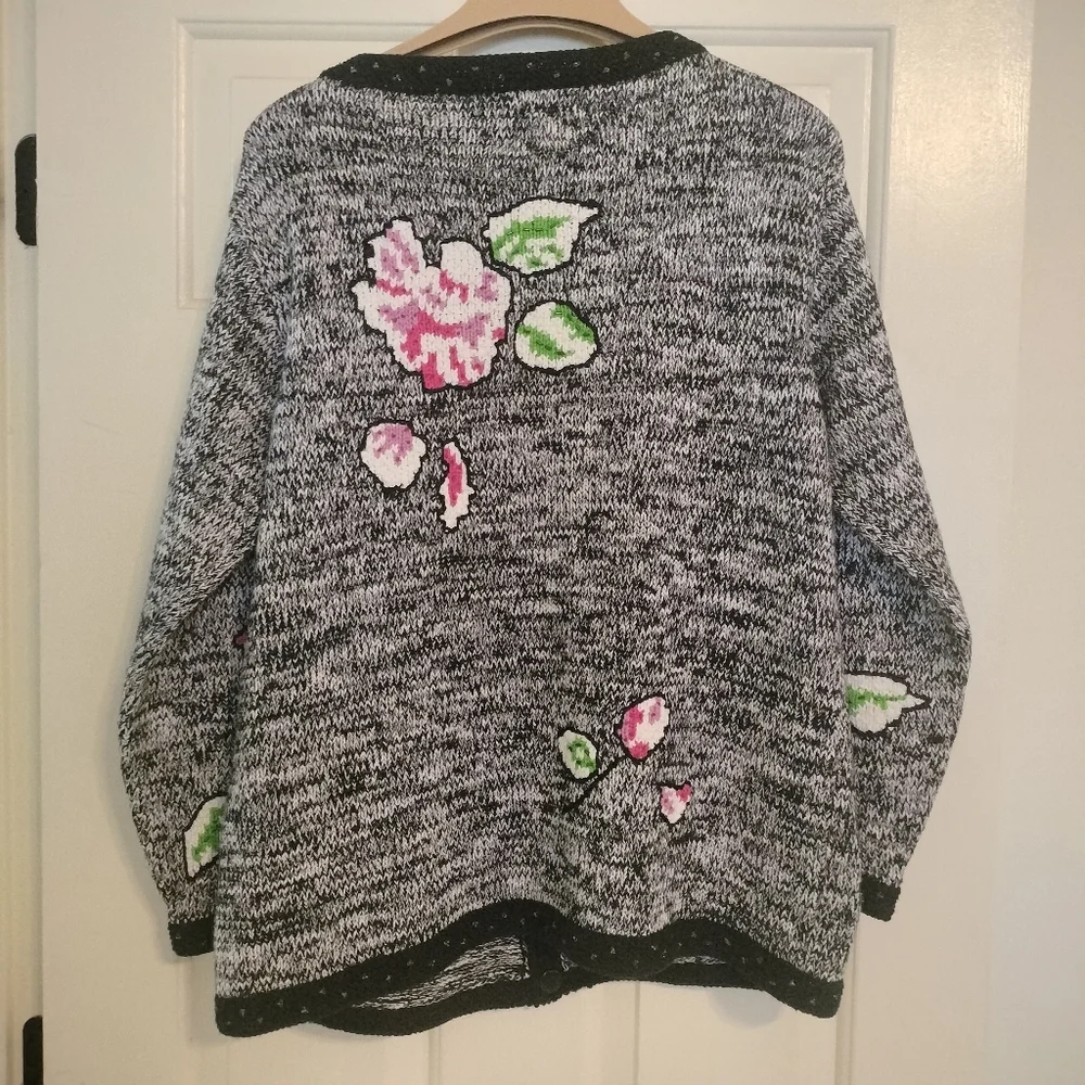 Handknits By Storybook Knits sweater Size M Women's Floral Cable Knit Cottgecore